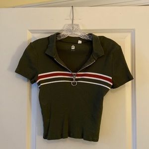 Me to We Green Short Sleeve Crop Top